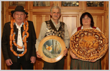 Schützenkönige 2026 - Wurstkönig Matthias Brixner sen., Schützenkönig Mathias Aringer, Brezenkönigin Gabi Huber